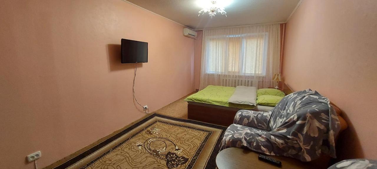 Nice Apartment Kyiv Exterior photo